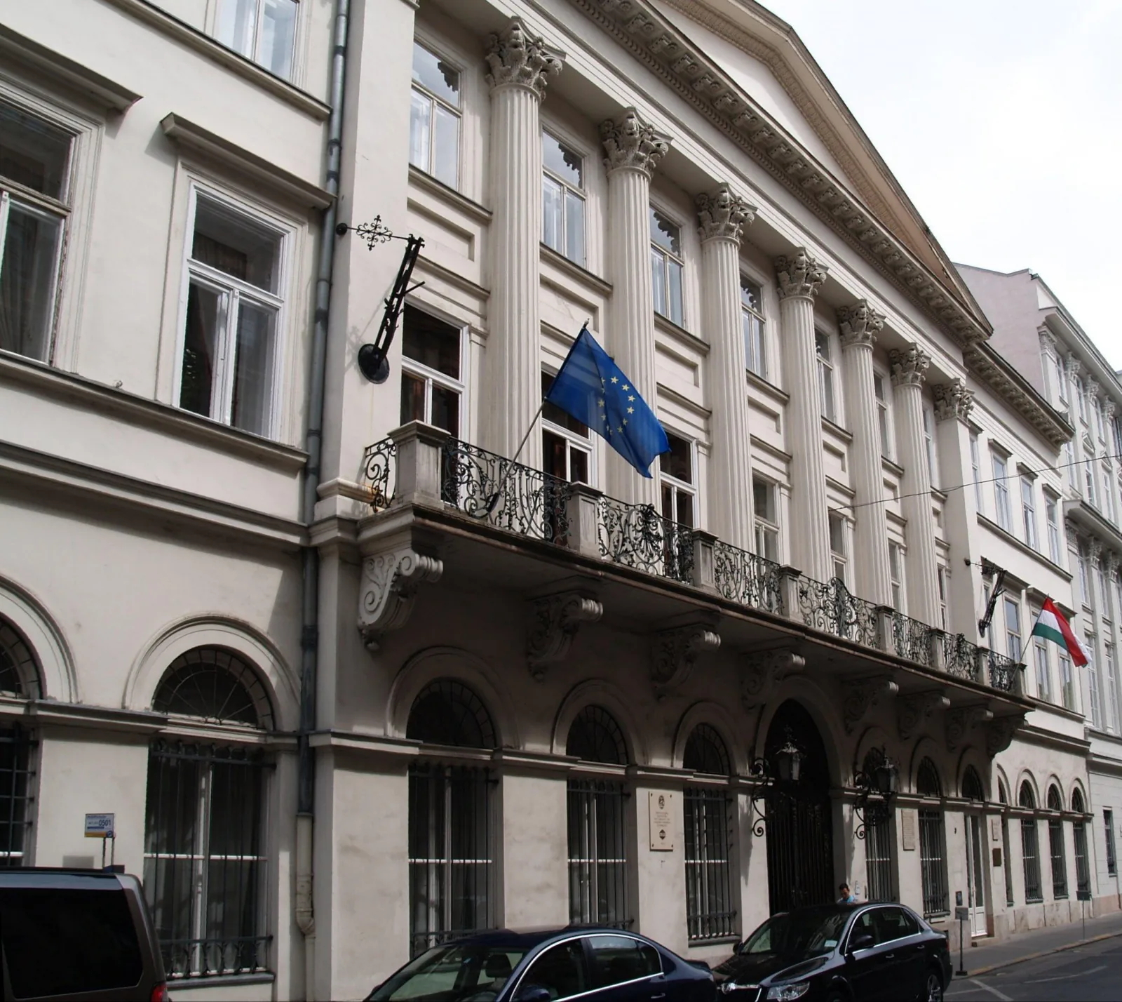 Újjáalakultak az Emberi Jogi Kerekasztal gyermekek és nők jogaival foglalkozó munkacsoportjai